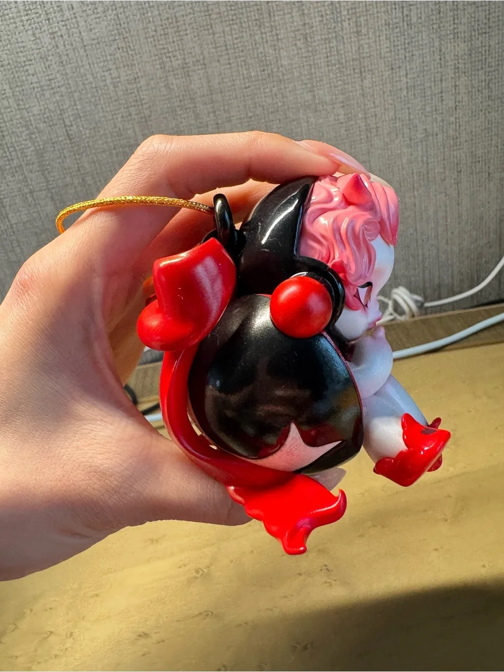 POP MART Apple of My Eye Ornament-Whisper a Wish
